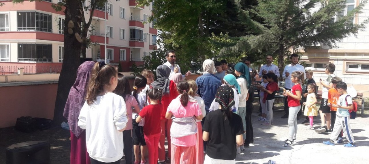 ÇOCUKLARLA CAMİDE BİRGÜN