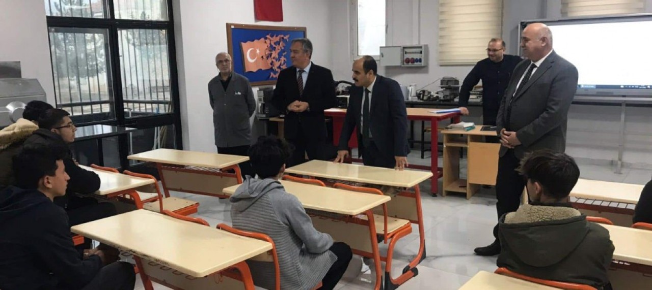 ÇOK PROGRAMLI ANADOLU LİSESİ’NDE İNCELEMELERDE BULUNDU