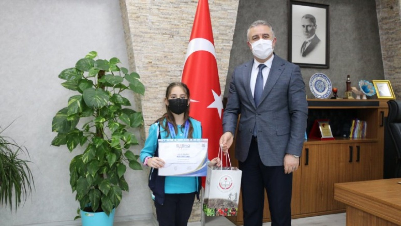 COŞKUN, ALTIN MADALYA KAZANAN ZEYNEP KABALAK’I TEBRİK ETTİ