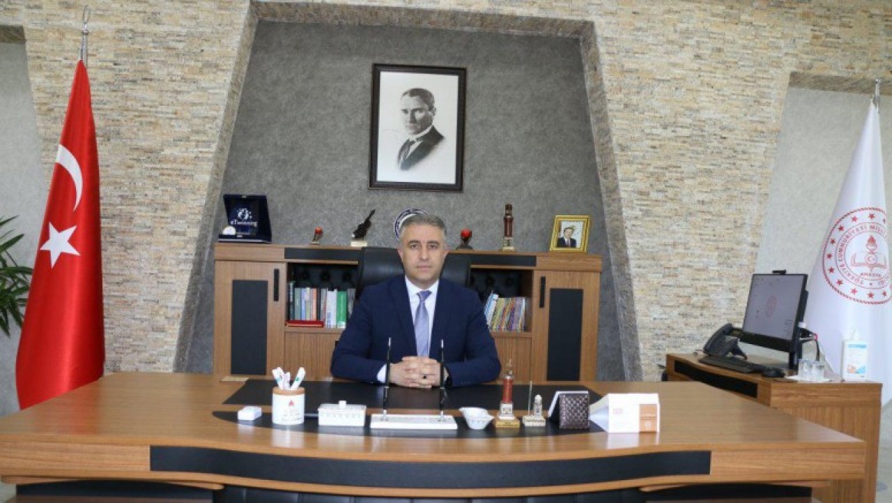 COŞKUN’DAN BOL BOL KİTAP OKUYUN TAVSİYESİ