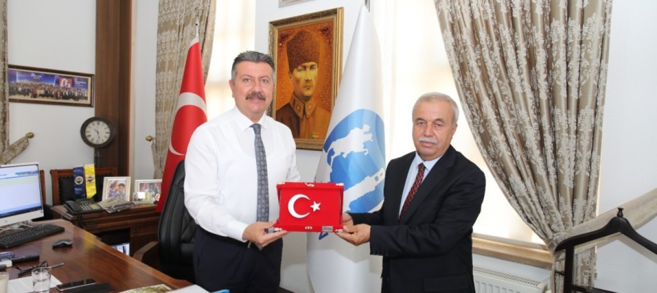 ÇOTUR’DAN BELEDİYE’YE VEDA ZİYARETİ