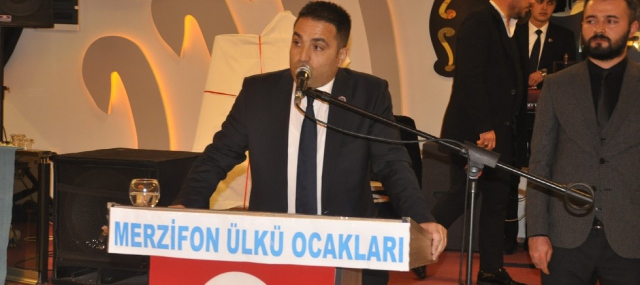 CUMHURİYET DIŞINDA MACERA ARAYANLAR HAM VE KURU HAYALLERİN PEŞİNDE KOŞANLARDIR