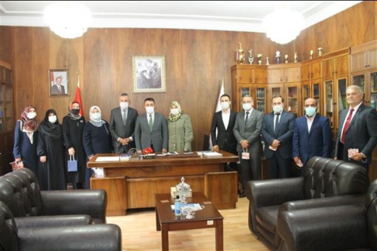 DERECEYE GİRENLER ALTINLA ÖDÜLLENDİRİLDİ