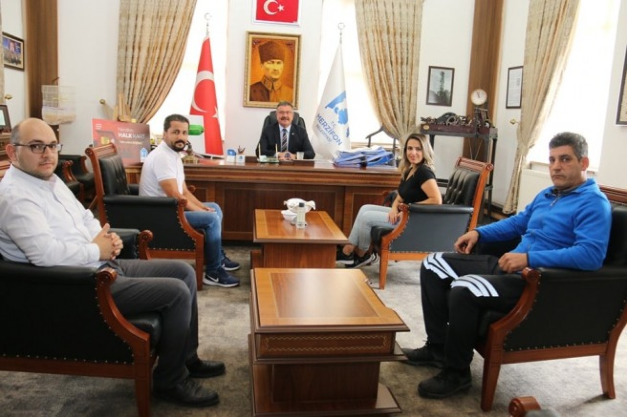 DERNEK YÖNETİMİNDEN BAŞKAN KARGI’YA ZİYARET