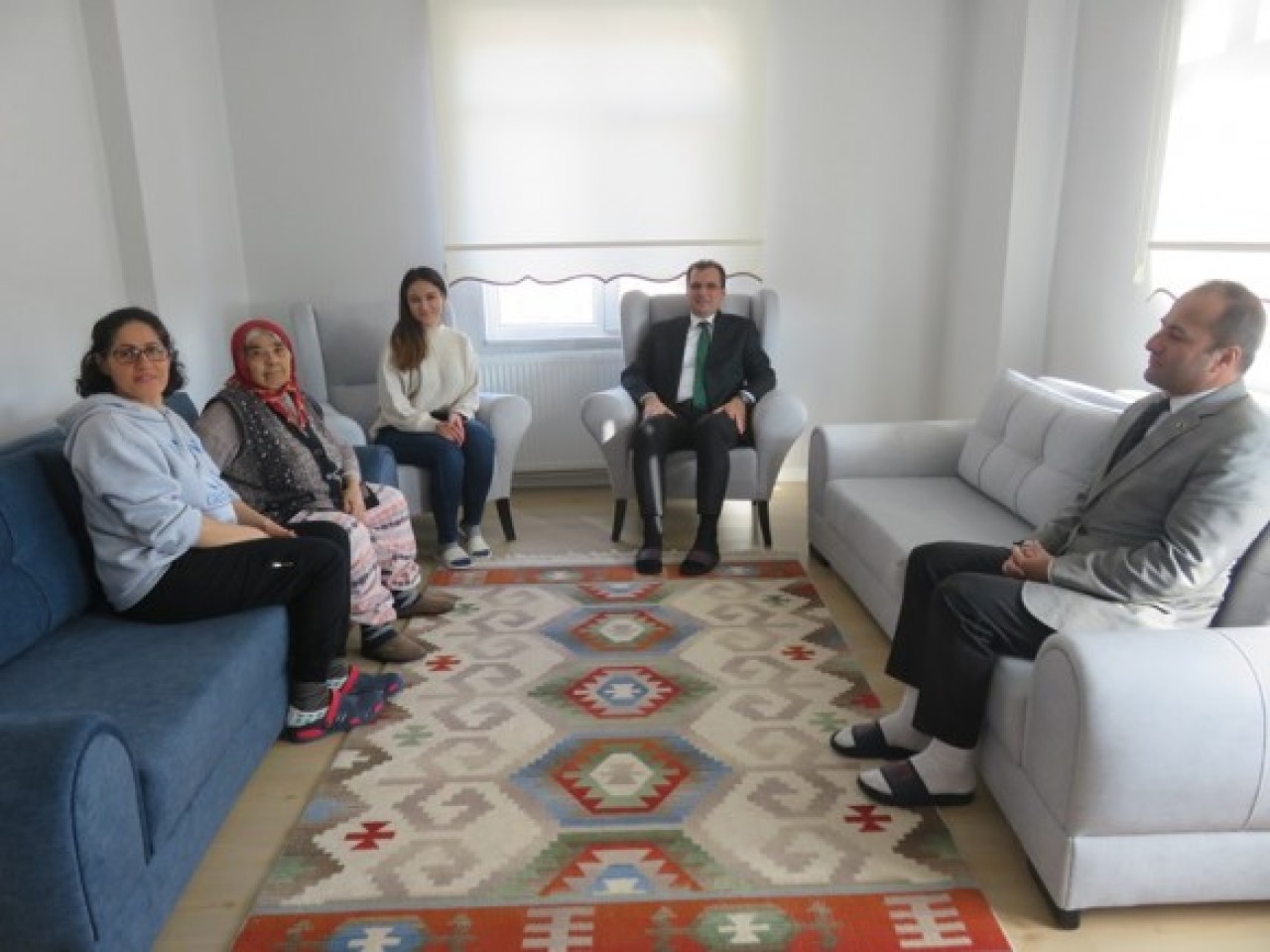 DEVLETİMİZ TÜM İMKANLARIYLA YANINIZDA