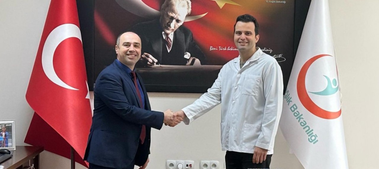DR. TOPRAK HASTA KABULÜNE BAŞLADI
