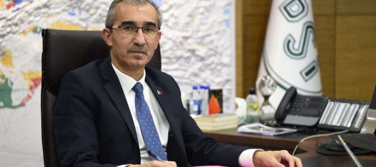 ‘DSİ OLARAK VATAN TOPRAKLARINI İHYA ETMEYE DEVAM EDİYORUZ’