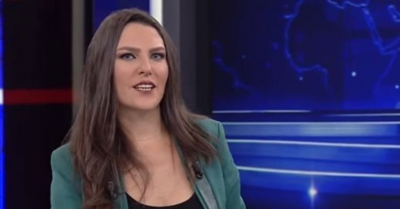 ECE ÜNER, FUARA KATILACAK