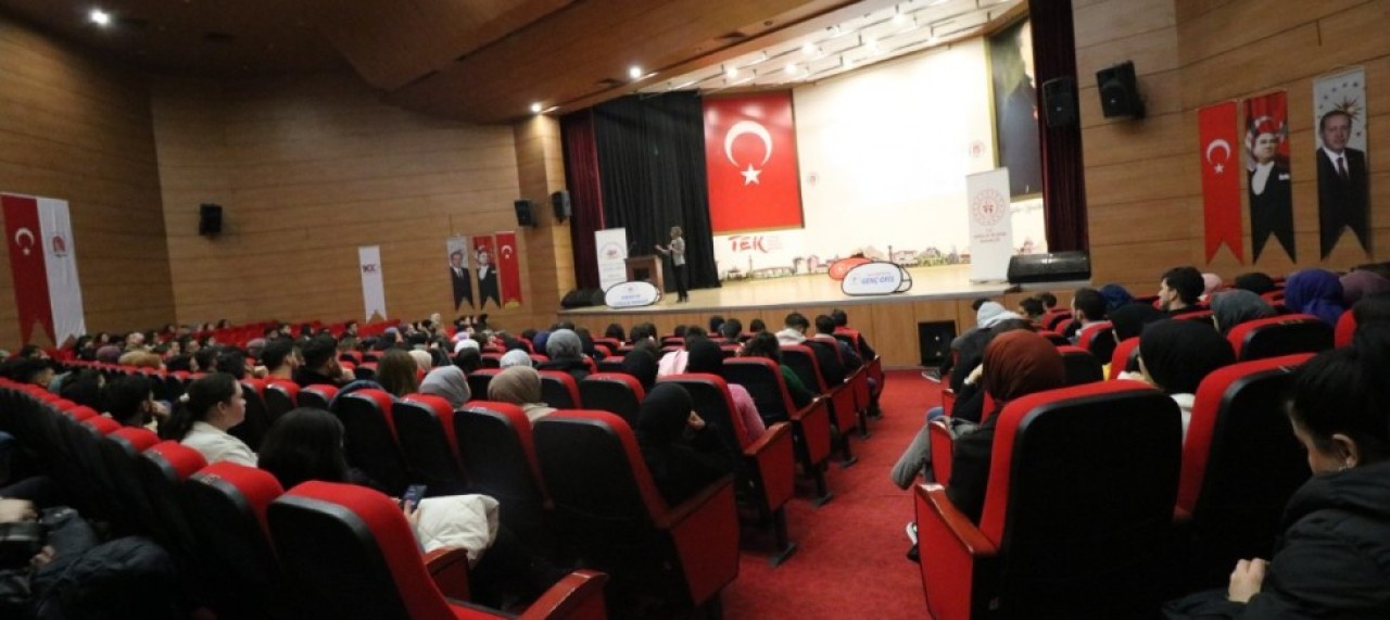 EKİP ÇALIŞMASI VE LİDERLİK EĞİTİMİ