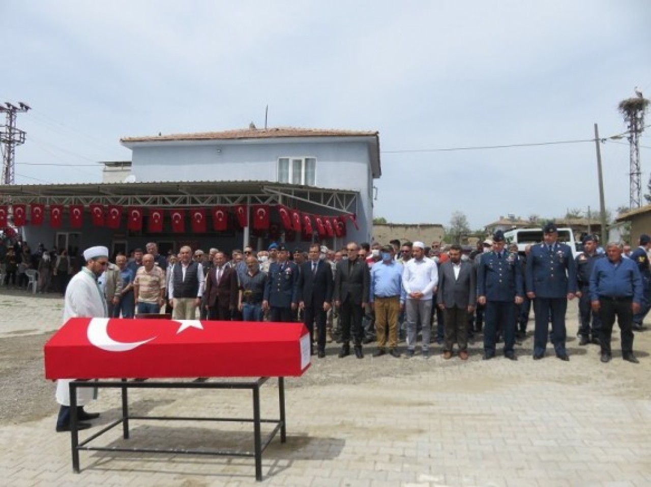EMEKLİ ALBAY CELEP, SON YOLCULUĞUNA UĞURLANDI