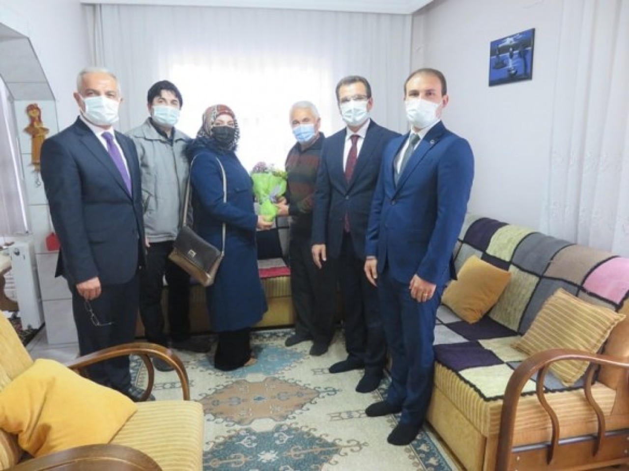 EMEKLİ ÖĞRETMENLERE SÜRPRİZ ZİYARET