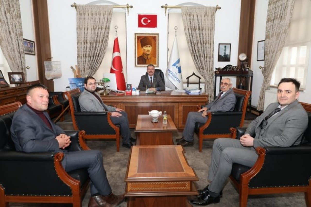 ERDOĞMUŞ, BELEDİYE’YE VEDA ZİYARETİNDE BULUNDU