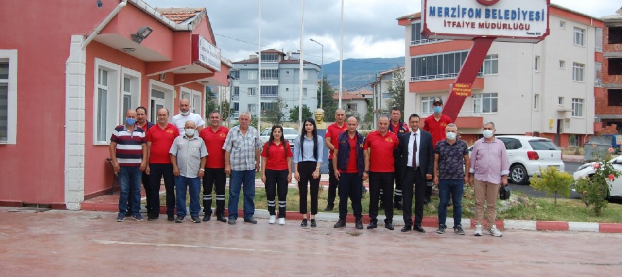 ESNAFTAN İTFAİYE PERSONELİNE TEŞEKKÜR ZİYARETİ