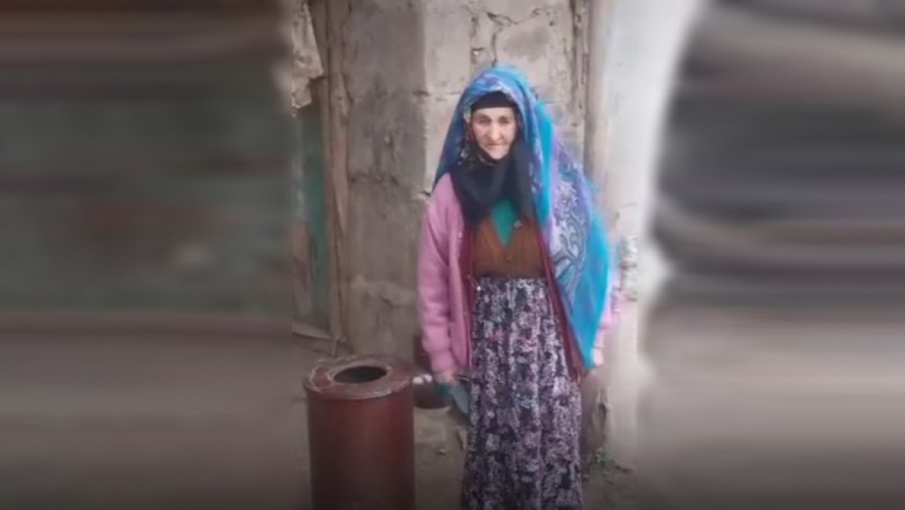 EVİNDEKİ SOBASINI DEPREMZEDELERE GÖNDERDİ