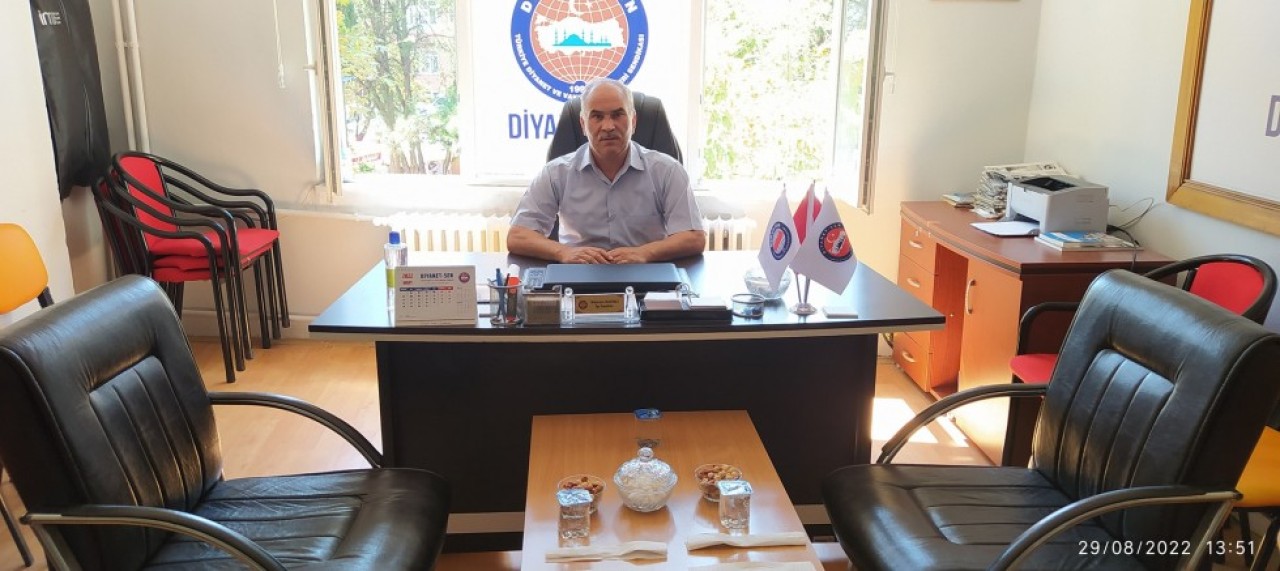 “EY MÜSLÜMAN! UYUMA, SEN DE KUTLAMA”