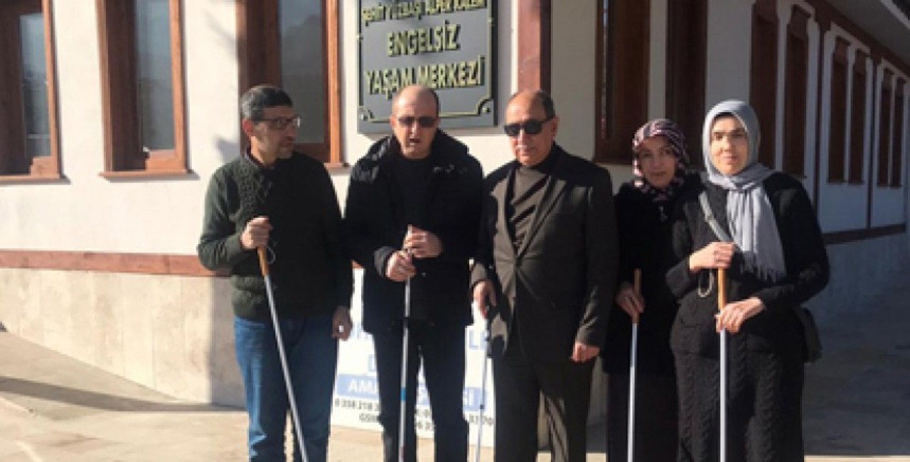 ‘FARKIMIZDA OLUN’