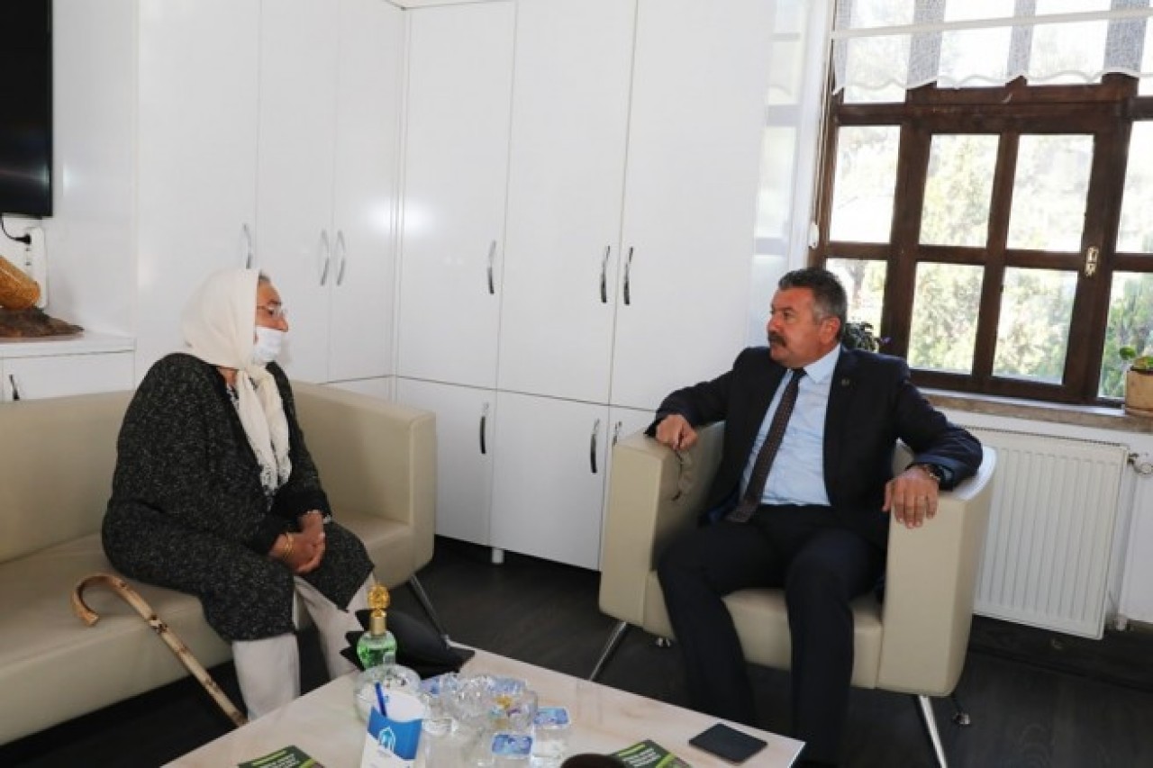 FEHMİYE EJDAR BAŞKAN KARGI’YI ZİYARET ETTİ