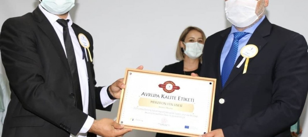 FEN LİSESİ ÖDÜLÜNÜ ALDI
