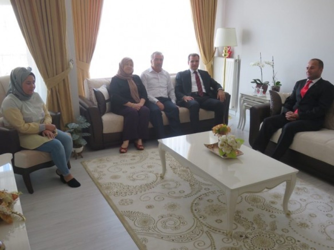 GAZİLERİMİZİ ZİYARET ETTİ
