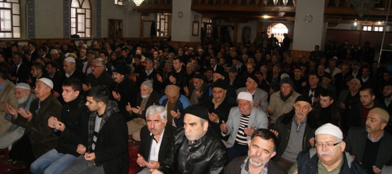 GIYABİ CENAZE NAMAZI KILINDI