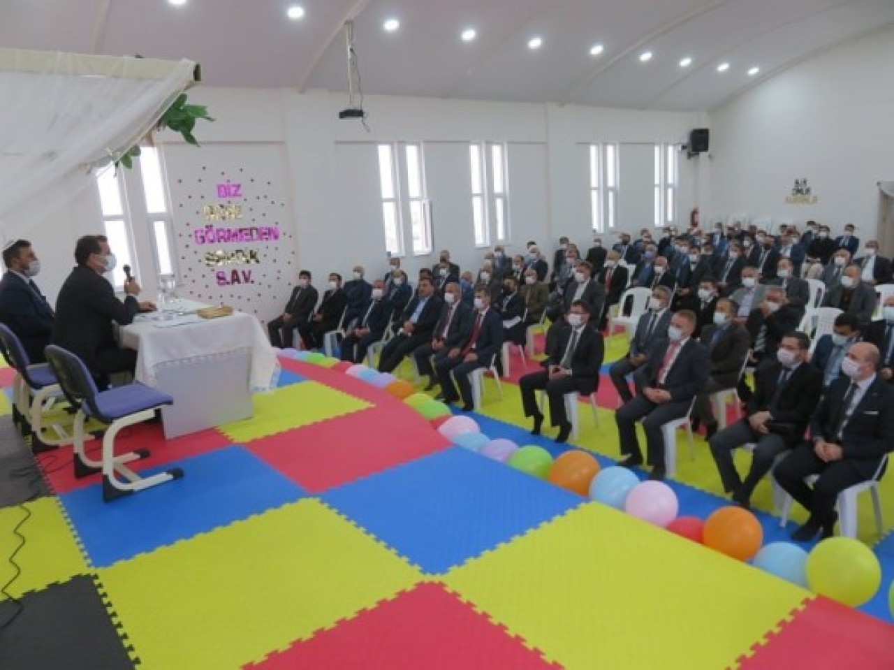 GÖREV YAPTIĞINIZ YERLERDE TOPLUMUN ÖNDERLERİSİNİZ