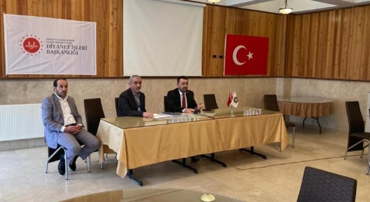 hafızlarla bir araya geldi