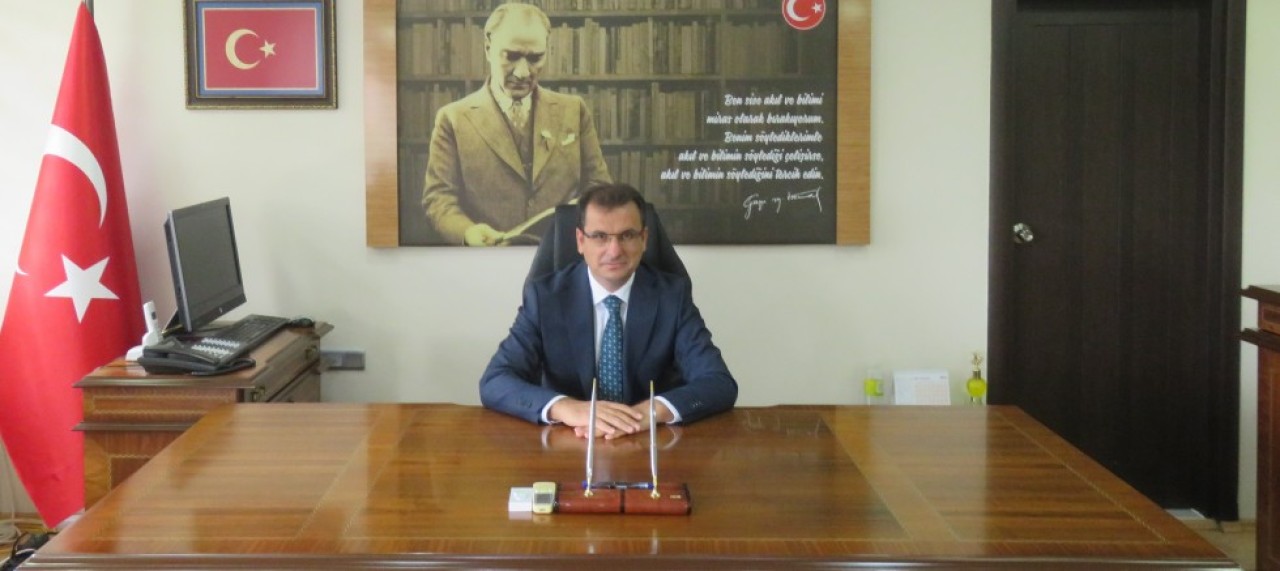 İKİ AİLENİN MİSAFİRİ OLDU