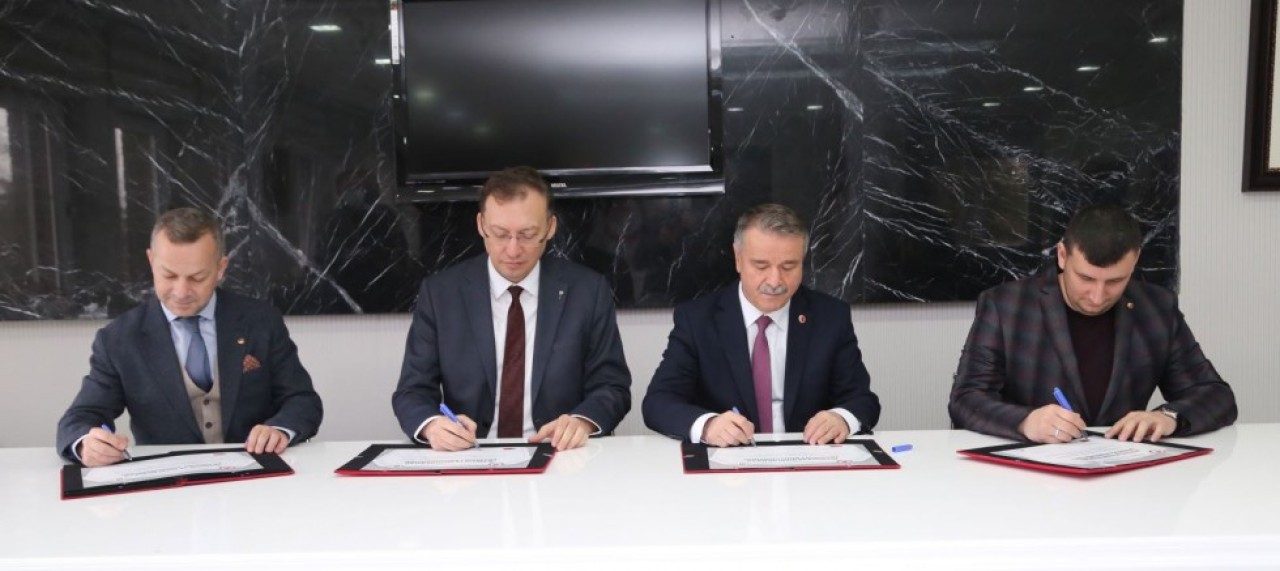 “İKTİSADİ VE İDARİ BİLİMLER ERASMUS+ KONSORSİYUMU PROJESİ” PROTOKOLÜ İMZALANDI