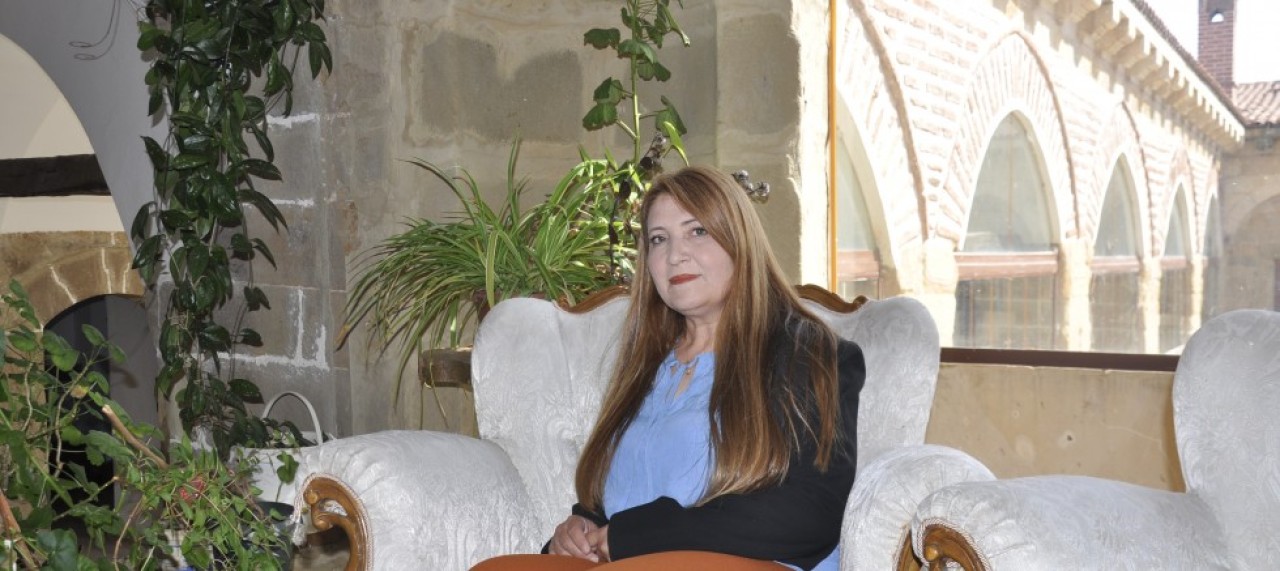 İLK KAPISINI AÇTIĞIMDAKİ AŞKIM HALA DEVAM EDİYOR
