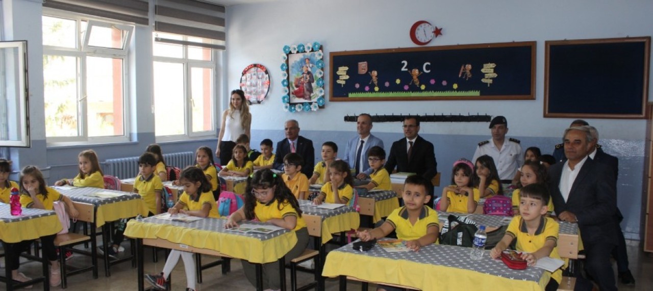 İLKÖĞRETİM HAFTASI COŞKUYLA KUTLANDI