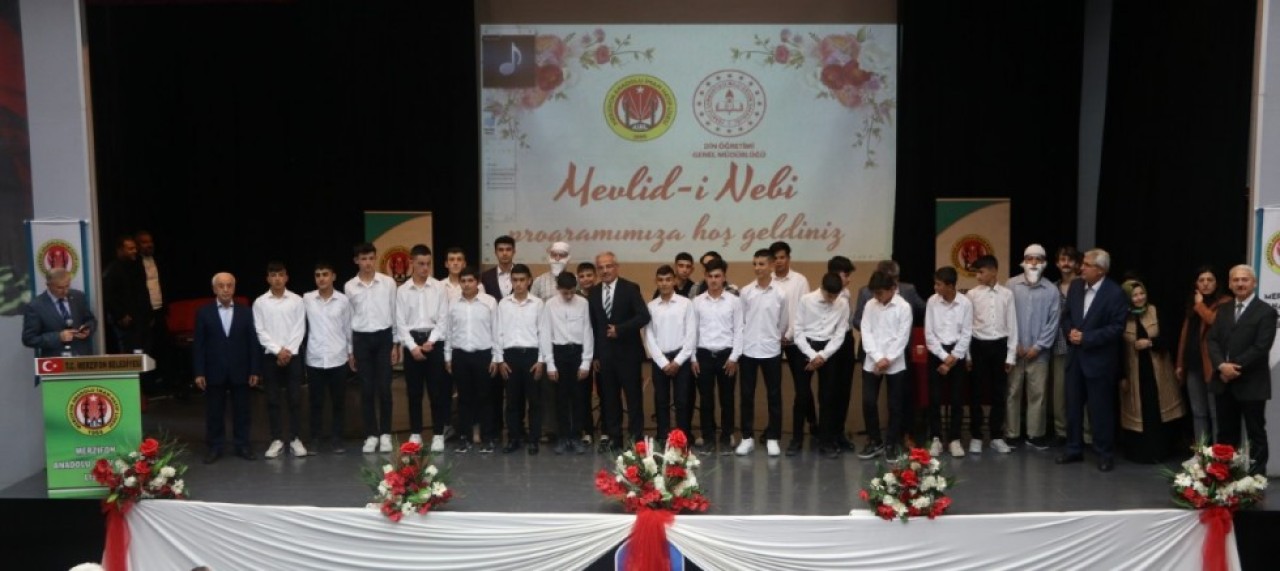 İMAM HATİP LİSESİ’NDEN MEVLİD-İ NEBİ HAFTASI ETKİNLİĞİ