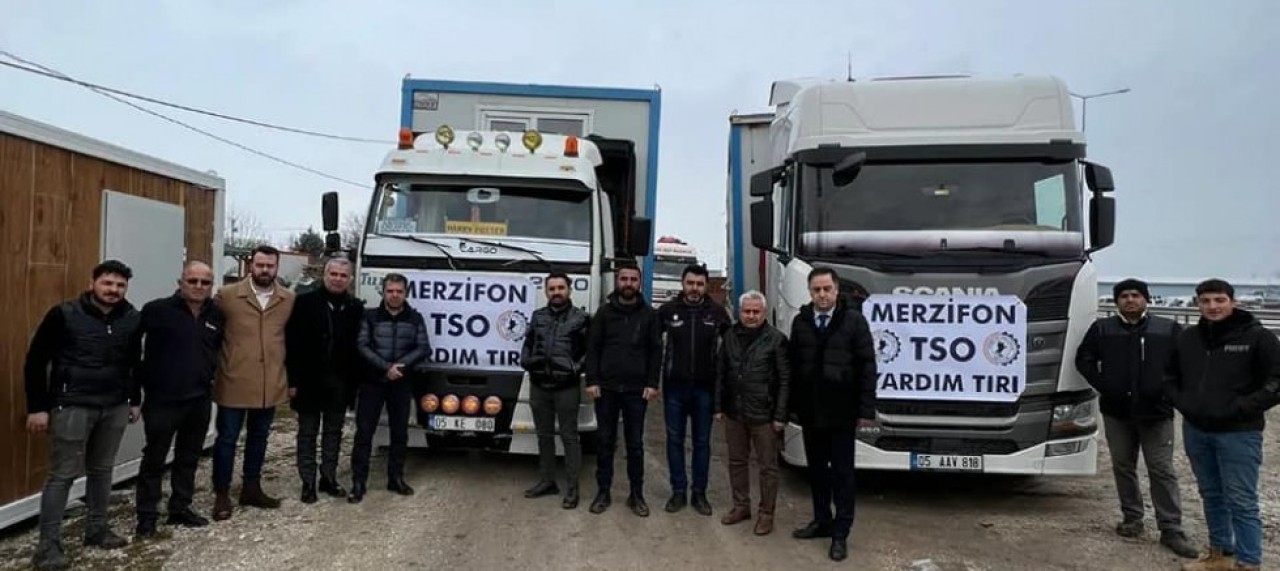 İŞ İNSANLARI DEPREMZEDELERİN YANINDA