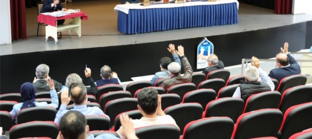 İSRAİL’E KARŞI NET VE GÜÇLÜ BİR TAVIR ALINMASI ŞARTTIR