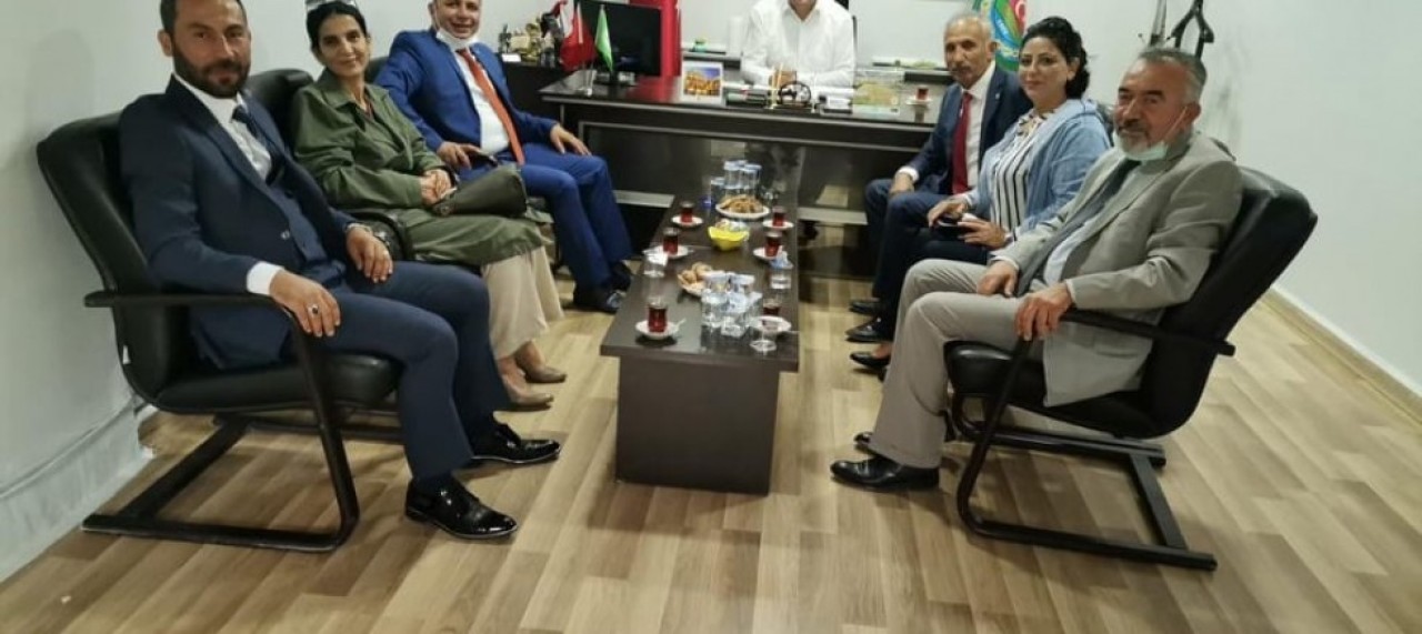 İYİ PARTİ ÇİFTÇİNİN SORUNLARINI DİNLEDİ