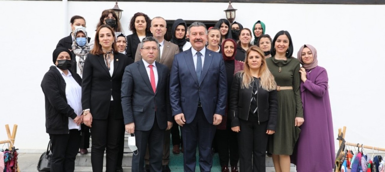 KADIN KÜLTÜR EVİ 2. YILINI KUTLUYOR