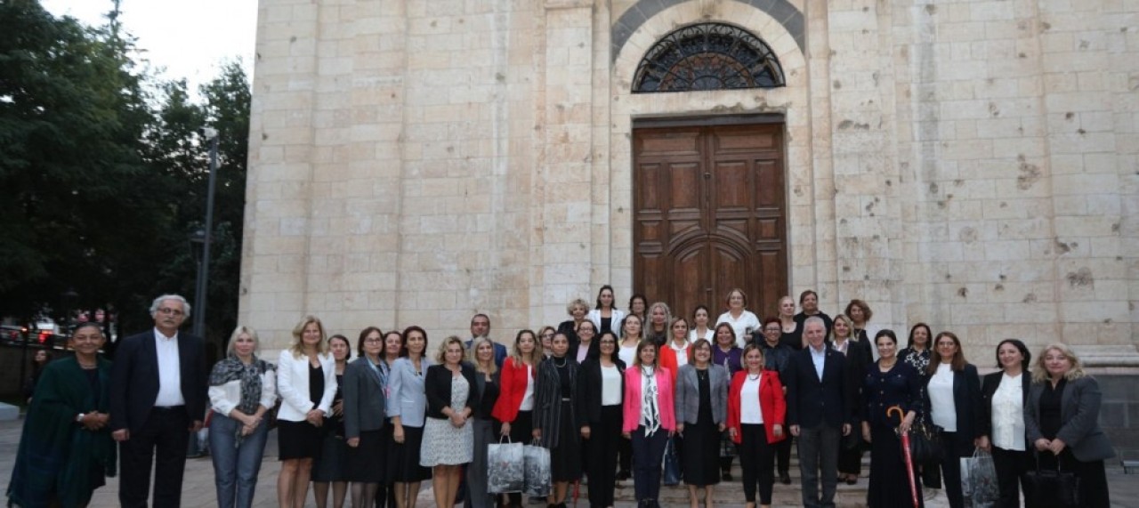 KADIN LİDERLER GAZİANTEP'TE BİR ARAYA GELDİ