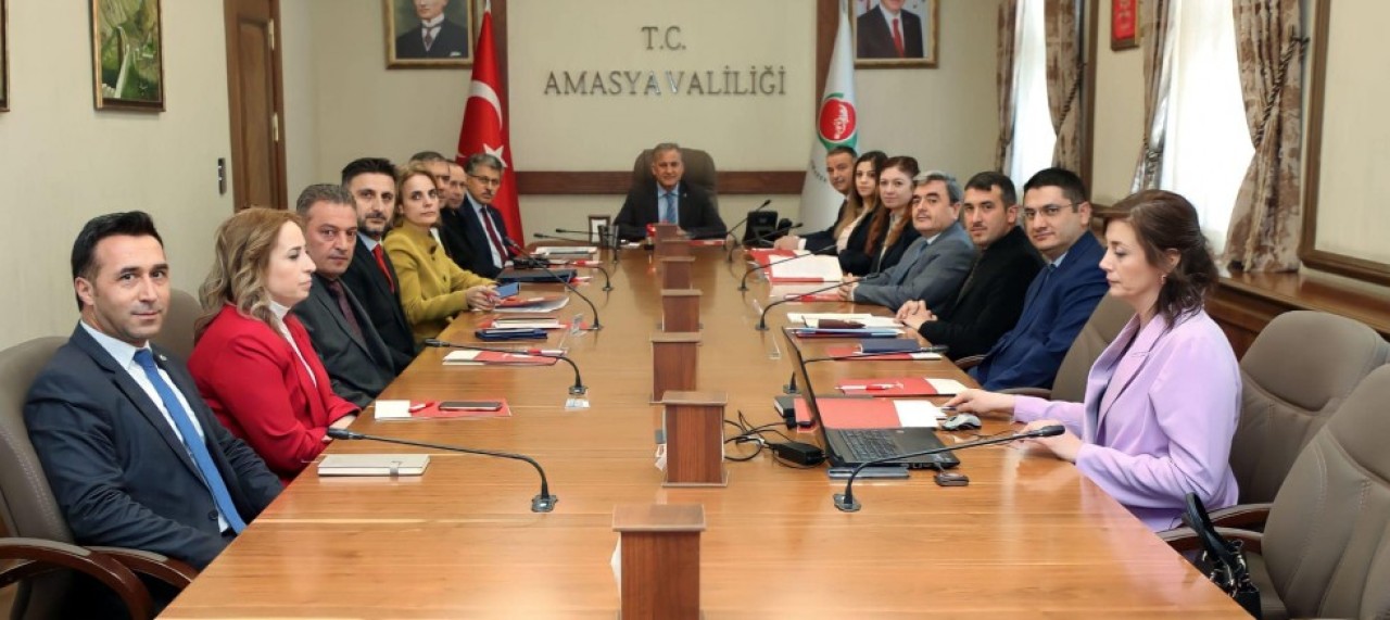 KADINA YÖNELİK ŞİDDETLE MÜCADELE TOPLANTISI YAPILDI