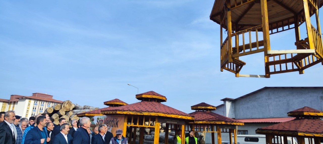 KAMELYALAR MUHTARLARA TESLİM EDİLDİ