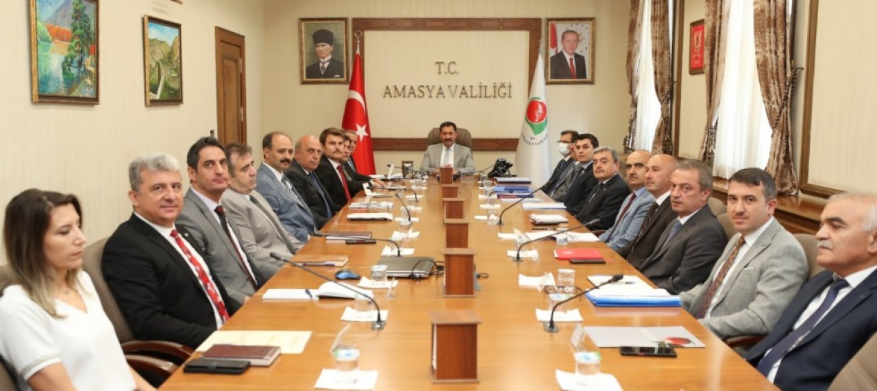 KAMU HİZMETLERİ DEĞERLENDİRİLDİ