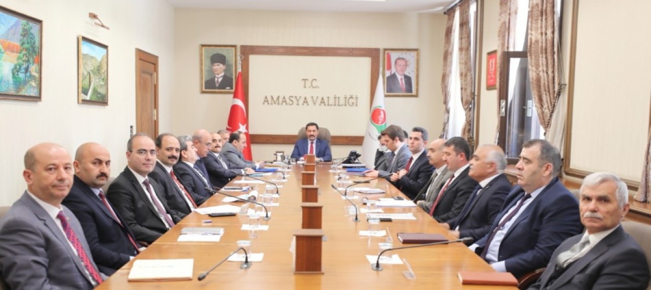KAMU HİZMETLERİ DEĞERLENDİRME TOPLANTISI YAPILDI
