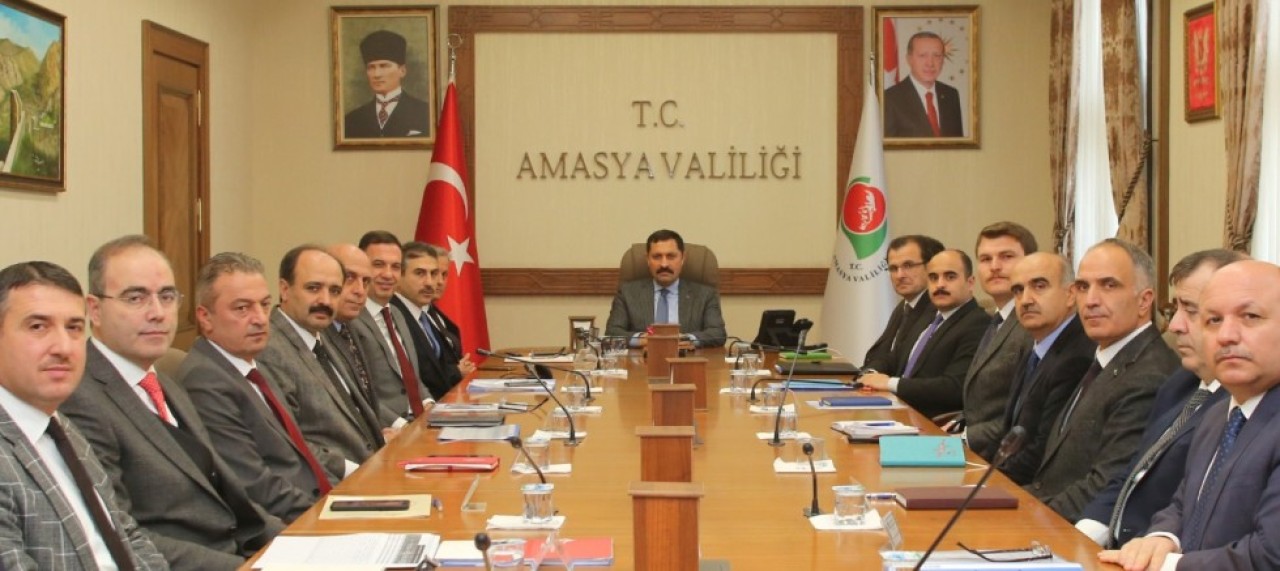 KAMU YATIRIMLARI DEĞERLENDİRİLDİ