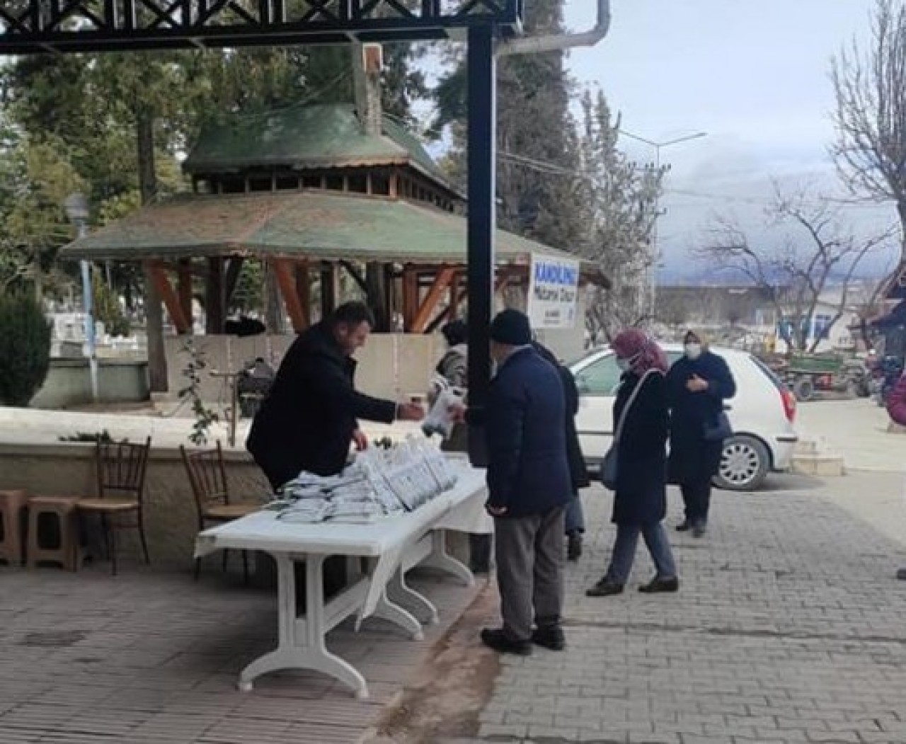 KANDİL PAKETİ DAĞITILDI