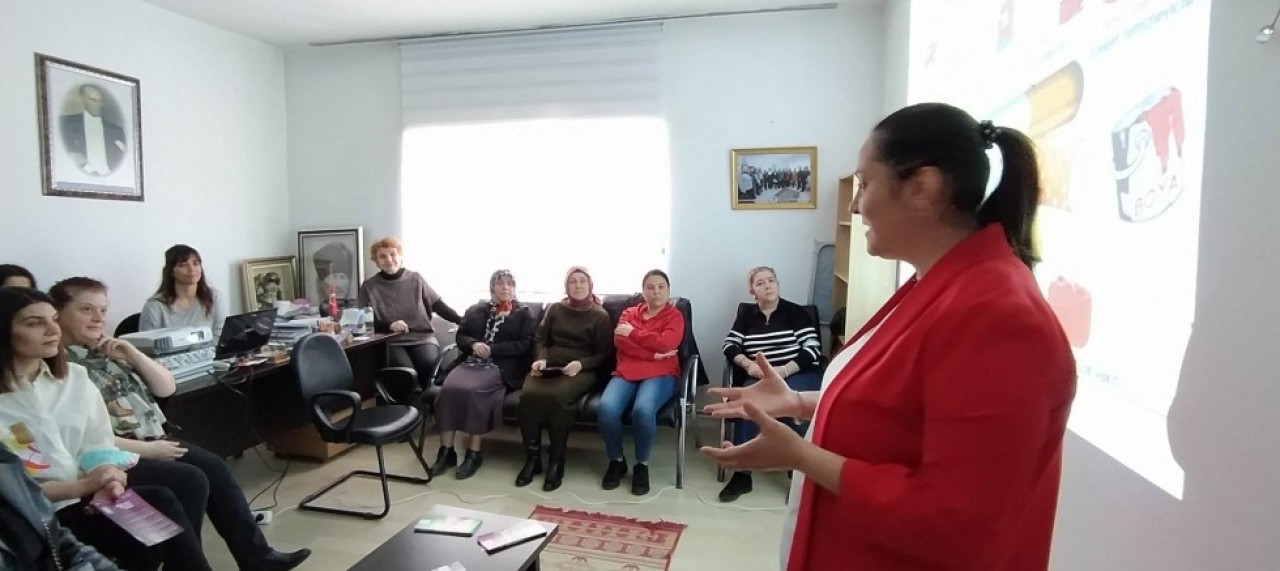 KANSER HAKKINDA BİLGİLENDİRİLDİLER