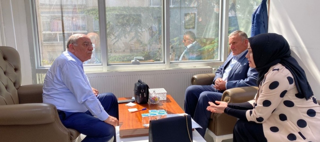 KARAHOCAGİL, VATANDAŞIN SORUNLARINI DİNLEDİ