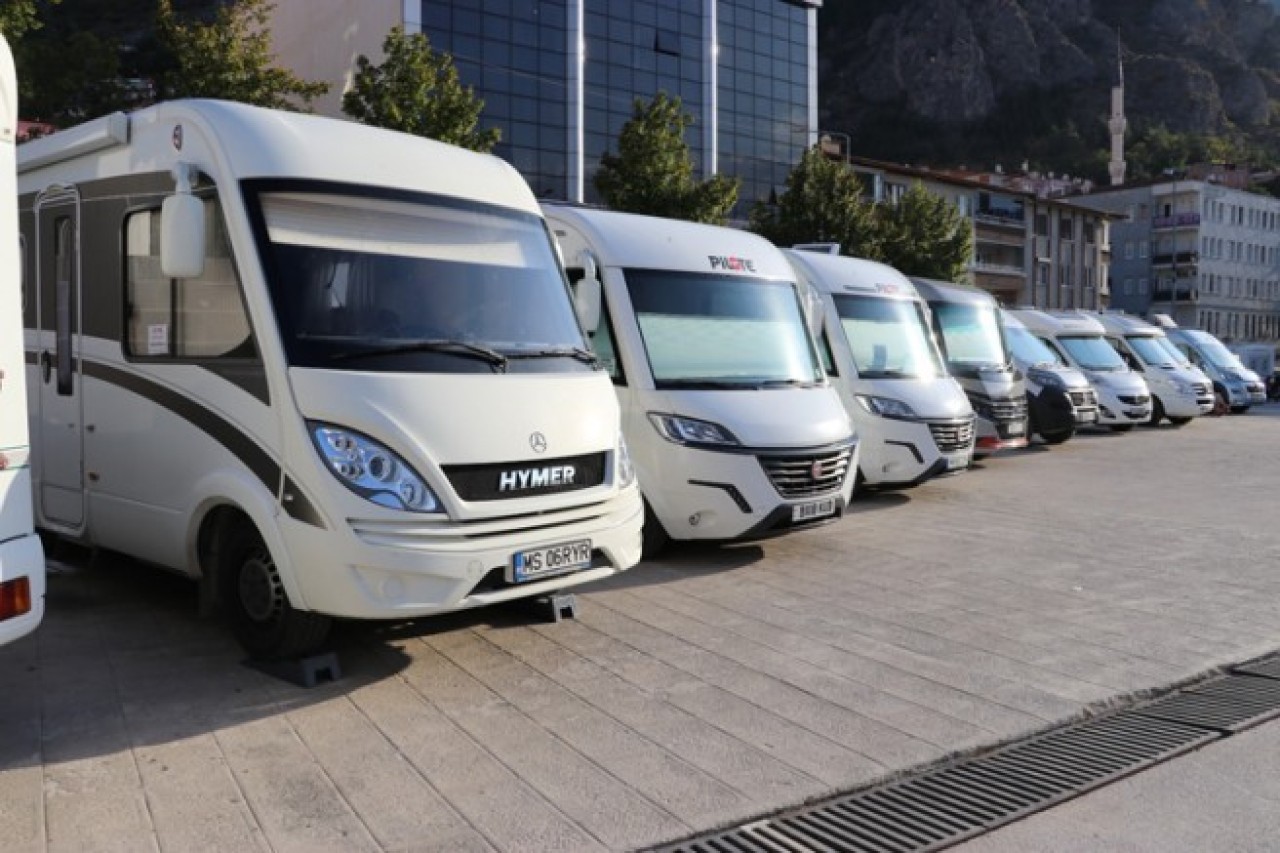 KARAVANLI GEZGİNLERİN DURAĞI AMASYA OLDU