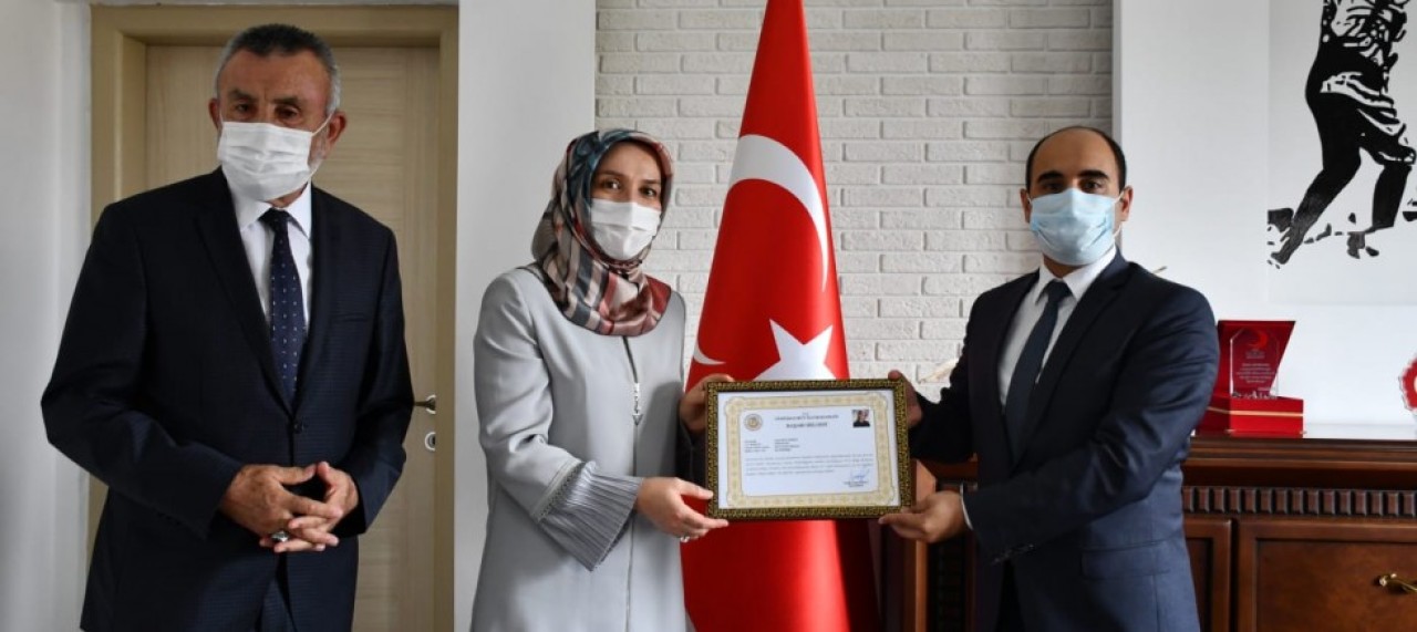 KAYMAKAM ALTINÖZ, FETTAHOĞLU’NU ÖDÜLLENDİRDİ