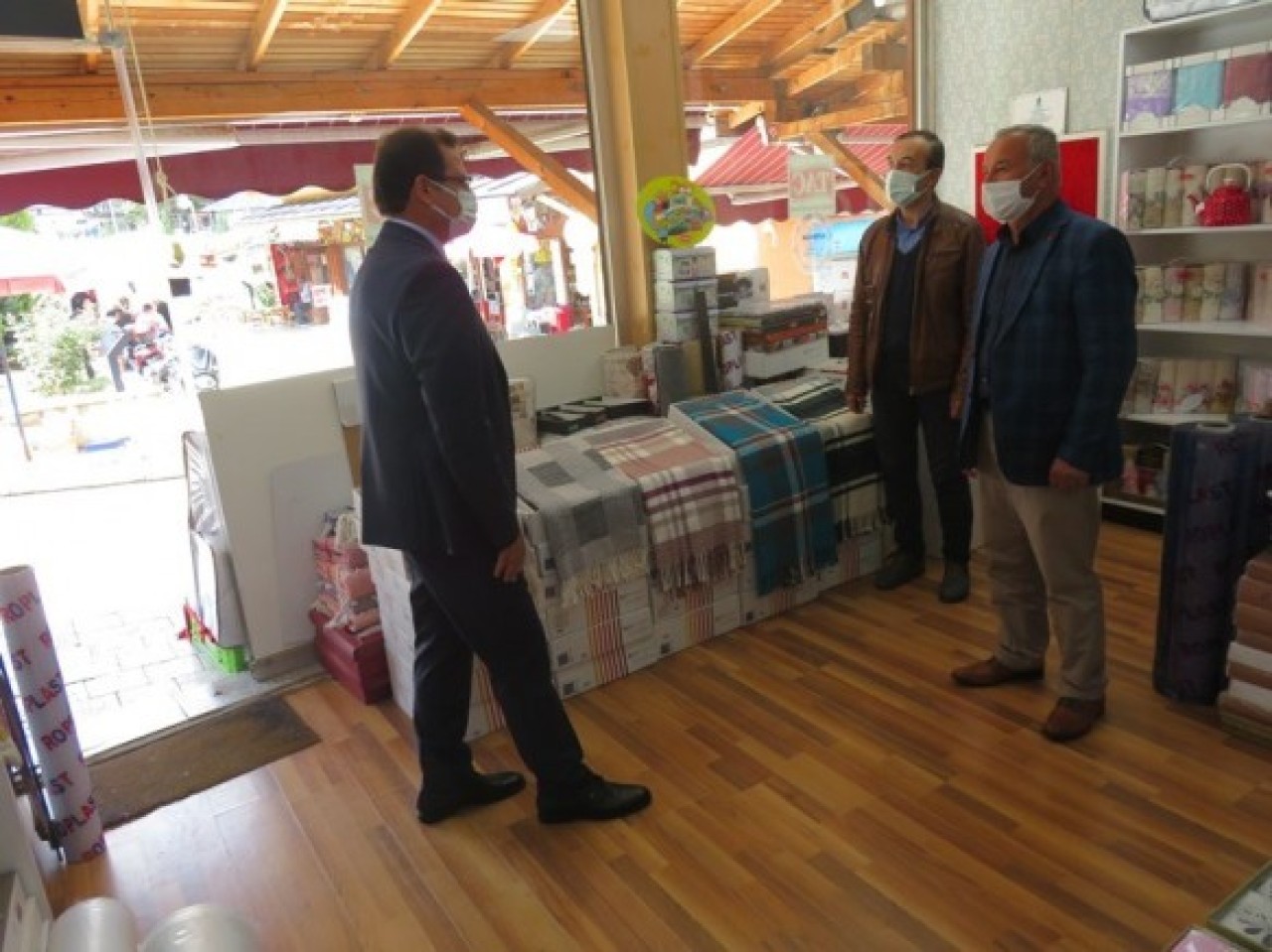 KAYMAKAM GÜLDOĞAN SAHADA