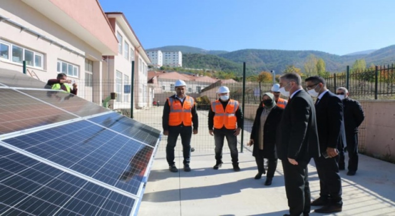 KENDİ ELEKTRİĞİNİ KENDİ ÜRETİYOR