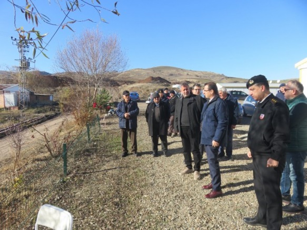 KÖMÜR İŞLETMESİNİ ZİYARET ETTİ
