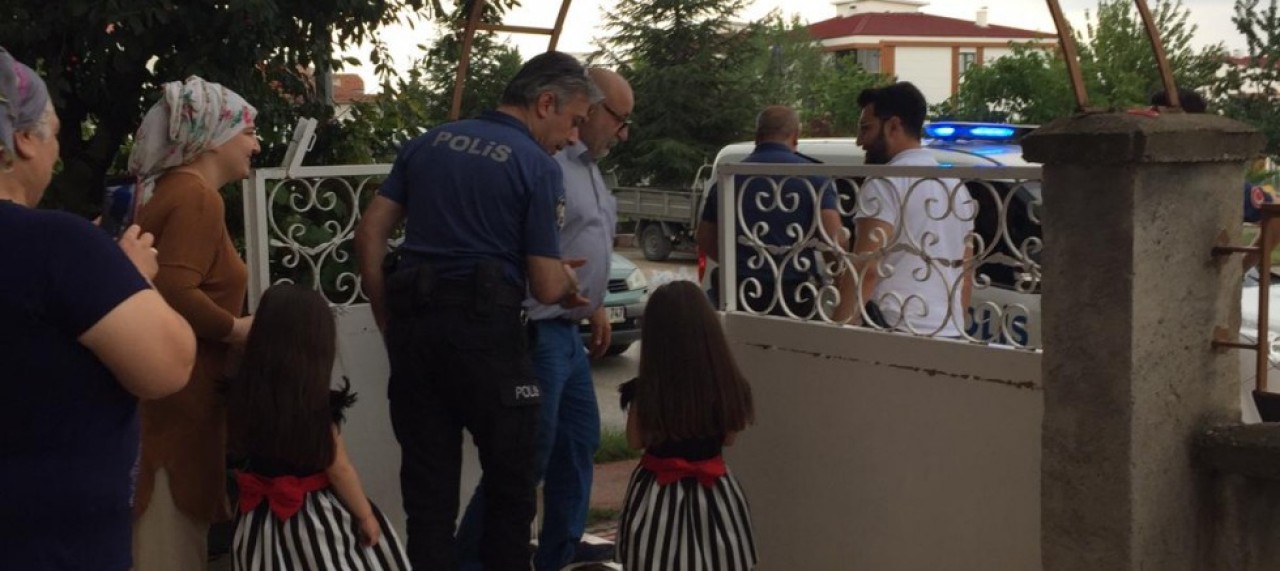 KORKTUĞU POLİSLERDEN DOĞUM GÜNÜ SÜRPRİZİ
